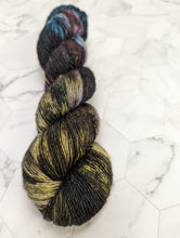 Load image into Gallery viewer, FLOOD SALE It's a 10 But... - Gemma Fingering - Ready To Ship