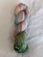 Load image into Gallery viewer, Weeds in the garden - Nashira - Worsted
